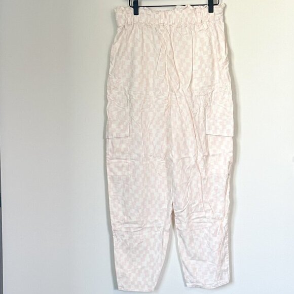 NWT BP by Nordstrom Check Paperbag Waist Cargo Pants in Ivory Pink Check - M - Picture 8 of 8